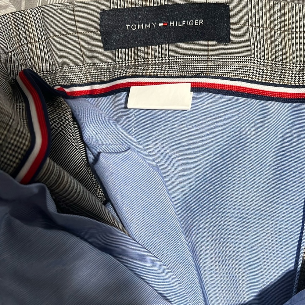 🚨Tommy Hilfiger Men Dress Slacks🚨